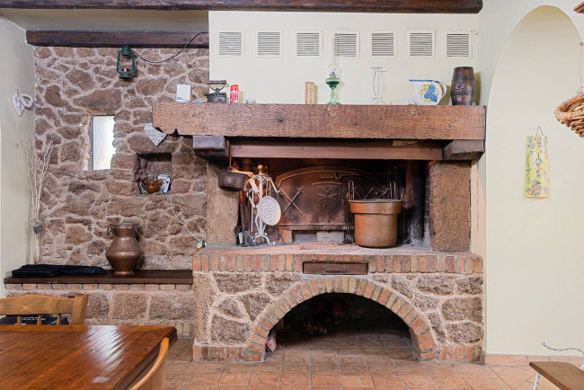 farmhouse for sale in Ferentino