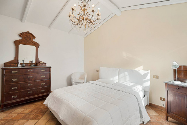 farmhouse for sale in Ferentino