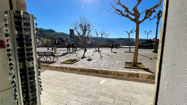 Business for sale in Arpino