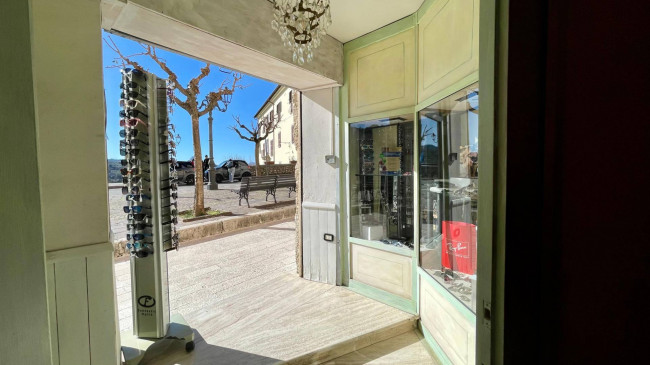 Business for sale in Arpino