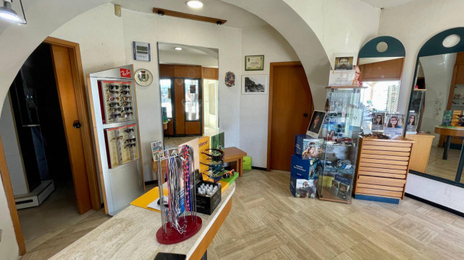 Business for sale in Arpino