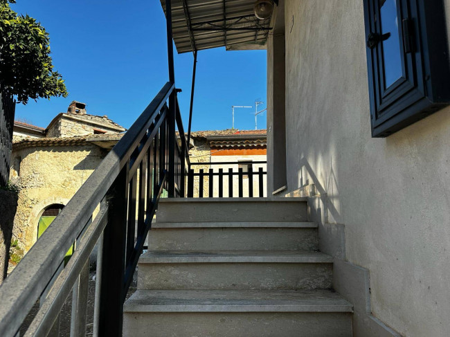 Abitazioni tipiche storiche in vendita a Colfelice