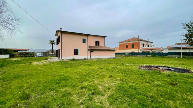 Casa indipendente in vendita a Colfelice