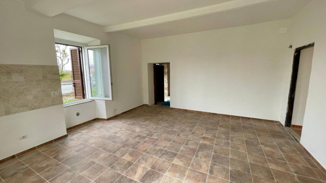 Casa indipendente in vendita a Colfelice