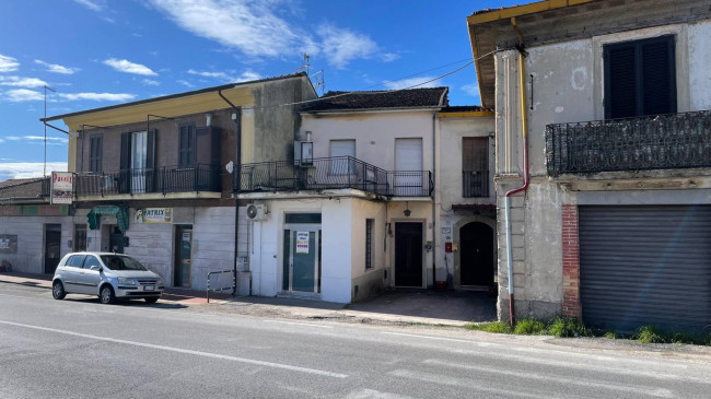 Appartamento in vendita a Colfelice