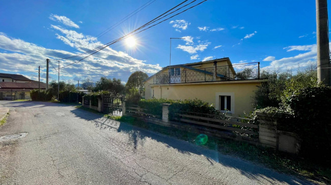 Casa indipendente in vendita a Colfelice
