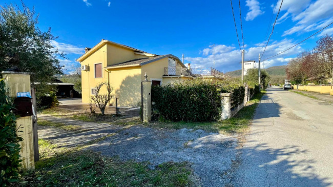 Casa indipendente in vendita a Colfelice