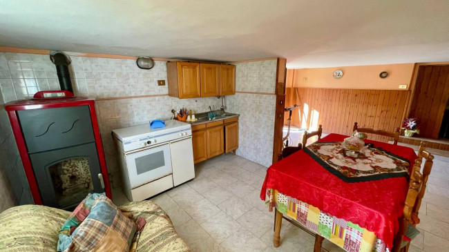 Casa indipendente in vendita a Colfelice