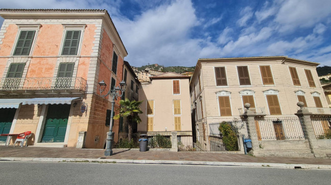 Abitazioni tipiche storiche in vendita a Arpino