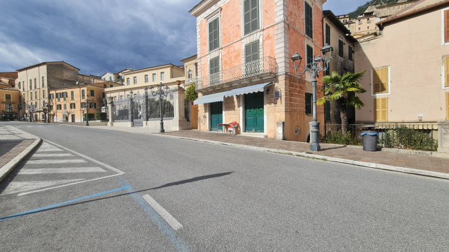 Abitazioni tipiche storiche in vendita a Arpino