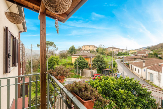 detached house for sale in Sant'Ambrogio sul Garigliano