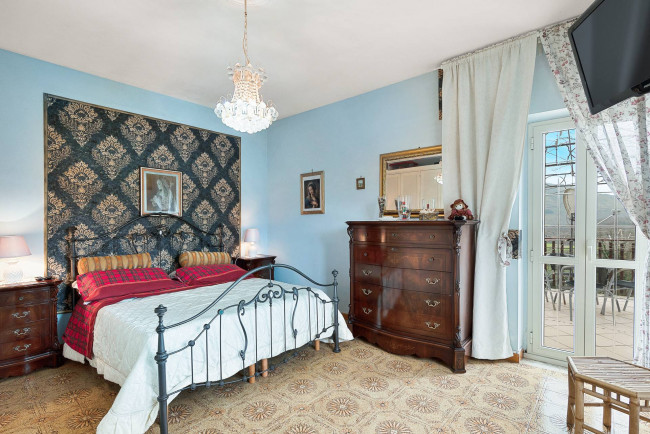 detached house for sale in Sant'Ambrogio sul Garigliano