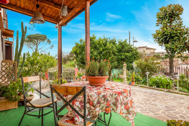 detached house for sale in Sant'Ambrogio sul Garigliano