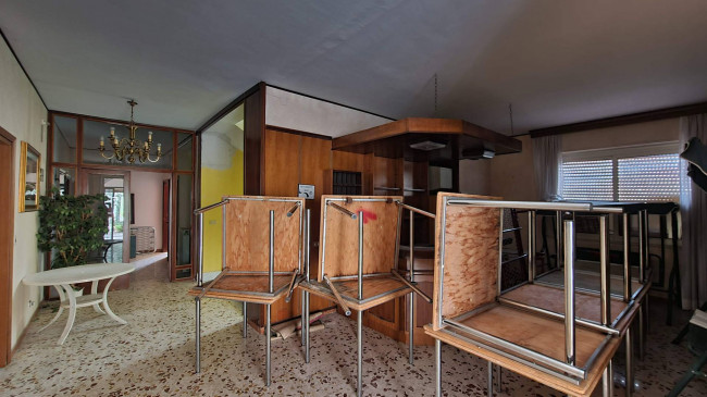 Palazzo intero stabile in vendita a Fiuggi