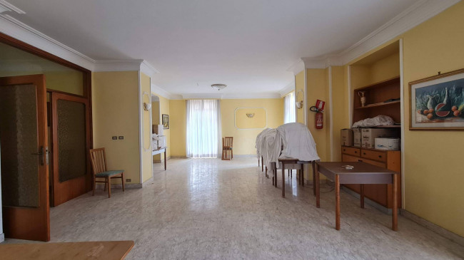 Palazzo intero stabile in vendita a Fiuggi