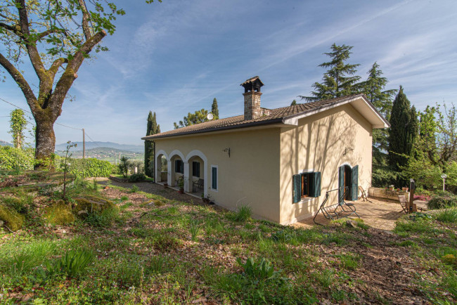 Villa for sale in Gorga