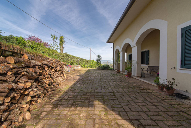 Villa for sale in Gorga