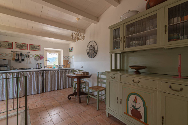 farmhouse for sale in San Donato Val di Comino