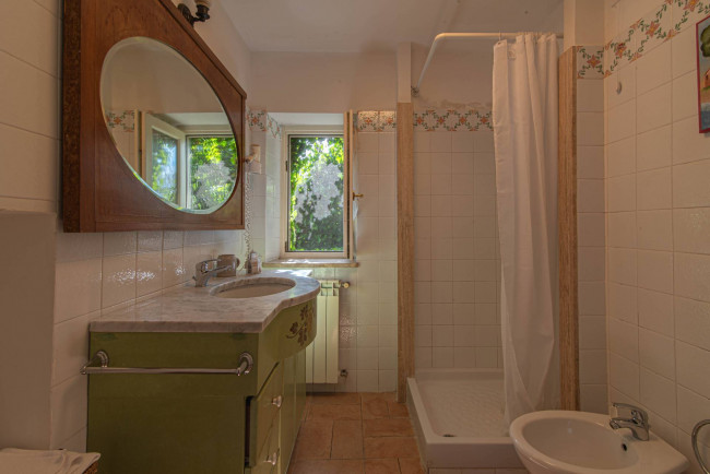 farmhouse for sale in San Donato Val di Comino