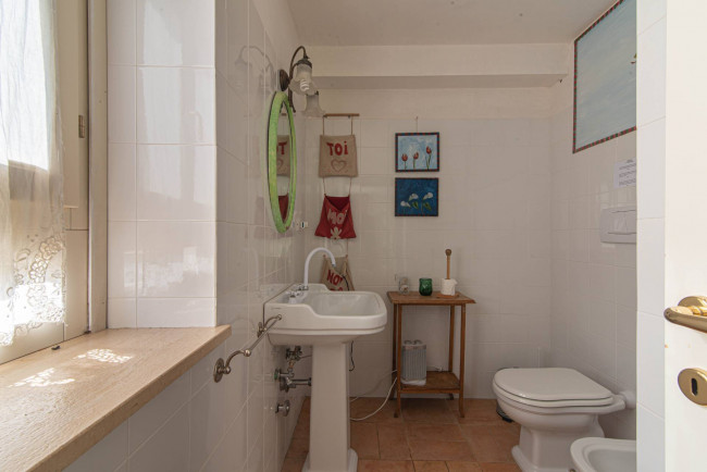 farmhouse for sale in San Donato Val di Comino