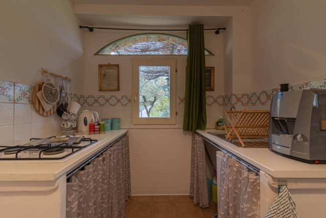 farmhouse for sale in San Donato Val di Comino