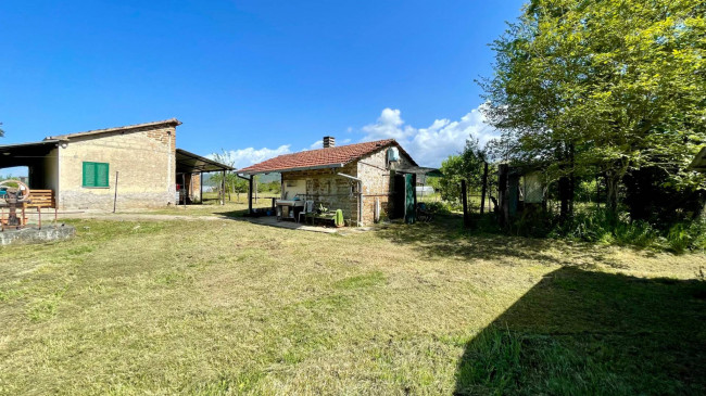 farmhouse for sale in Colfelice