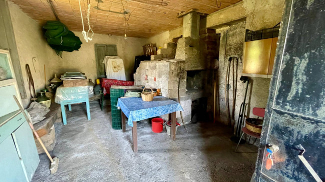 farmhouse for sale in Colfelice