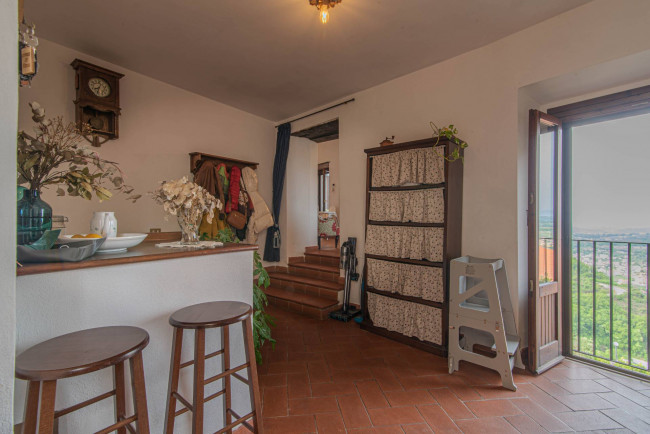 typical historical house for sale in Fontana Liri