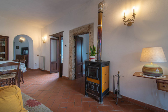 typical historical house for sale in Fontana Liri