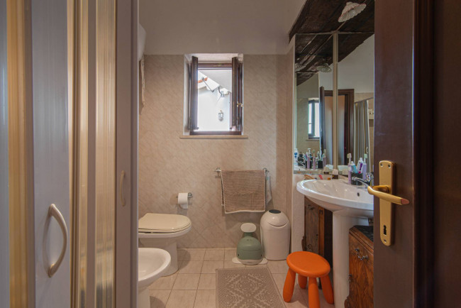 typical historical house for sale in Fontana Liri