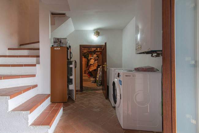 typical historical house for sale in Fontana Liri