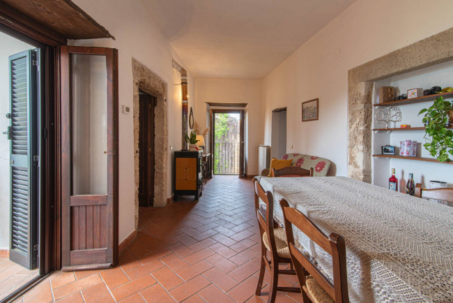 typical historical house for sale in Fontana Liri