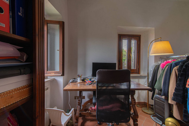 typical historical house for sale in Fontana Liri