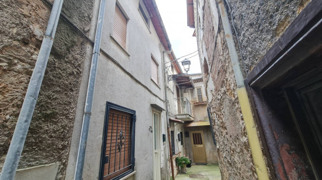 Palazzo in vendita a Pisterzo, Prossedi (LT)