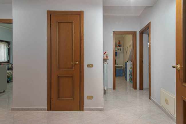 semi-detached villa for sale in Roccasecca