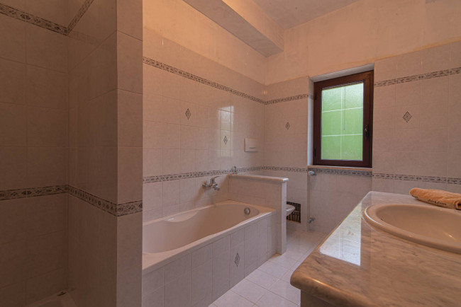 semi-detached villa for sale in Roccasecca