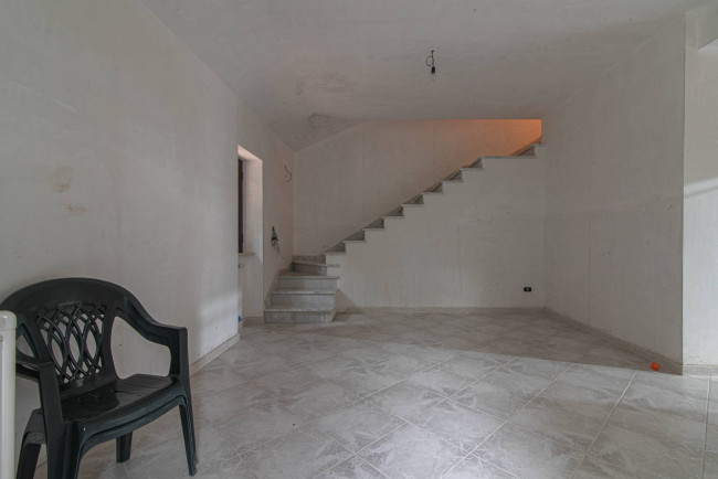 semi-detached villa for sale in Roccasecca
