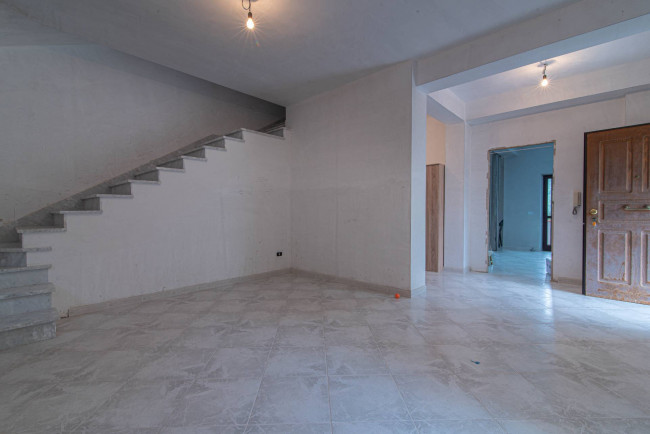 semi-detached villa for sale in Roccasecca