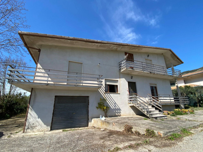 detached house for sale in Arce