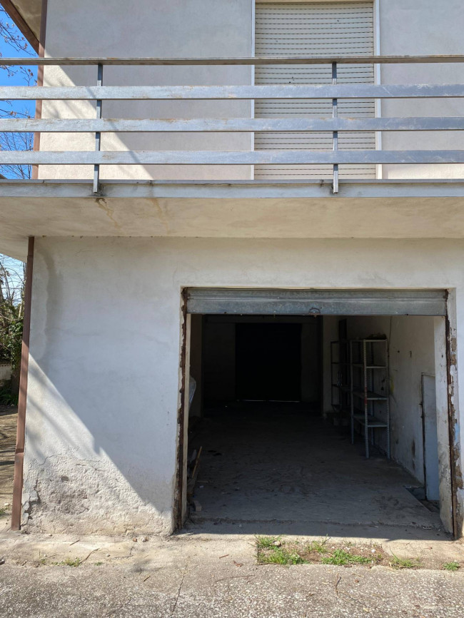 detached house for sale in Arce