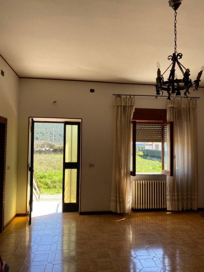 detached house for sale in Arce