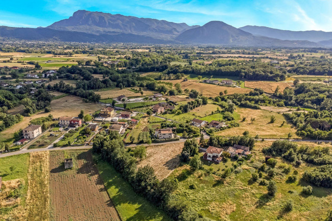 Casale di campagna in vendita a Pignataro Interamna