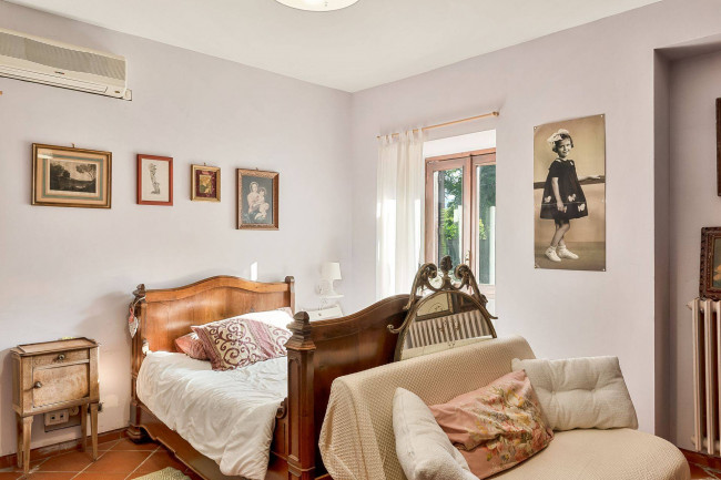 Casale di campagna in vendita a Pignataro Interamna