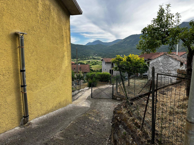 Casa indipendente in vendita a Pastena