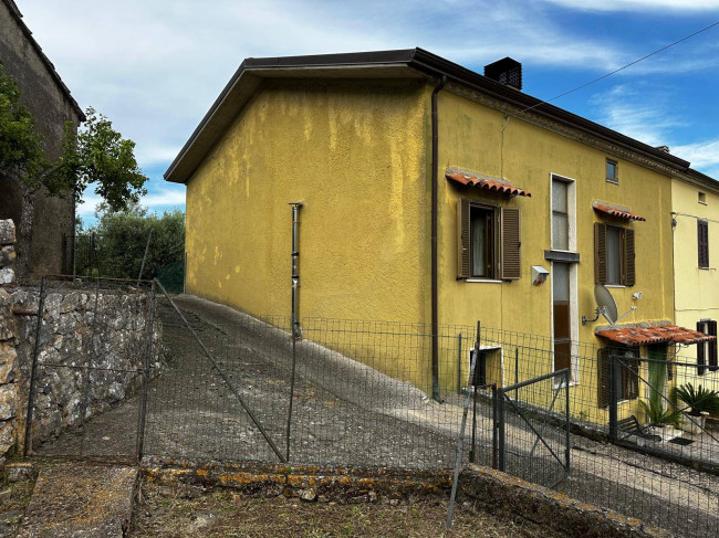 Casa indipendente in vendita a Pastena