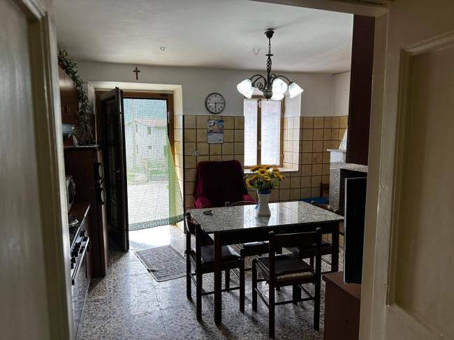 Casa indipendente in vendita a Pastena