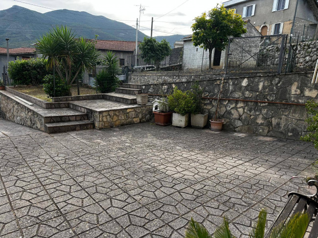 Casa indipendente in vendita a Pastena