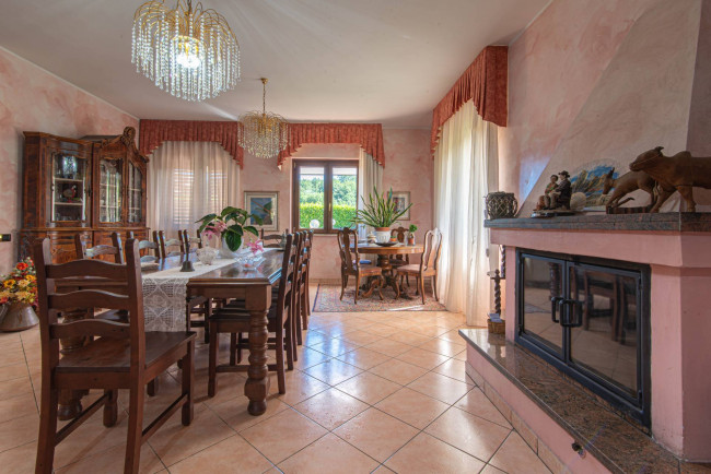 Villa for sale in Gavignano