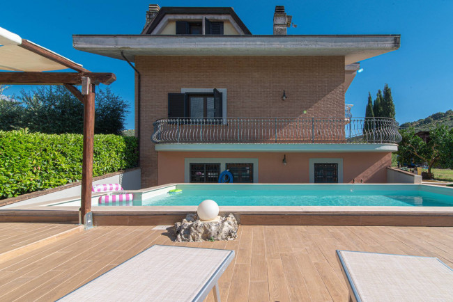 Villa in vendita a Priverno