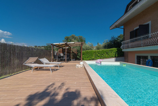 Villa in vendita a Priverno